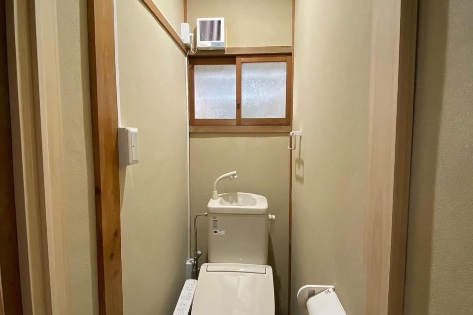 井原市 トイレ増設工事の画像